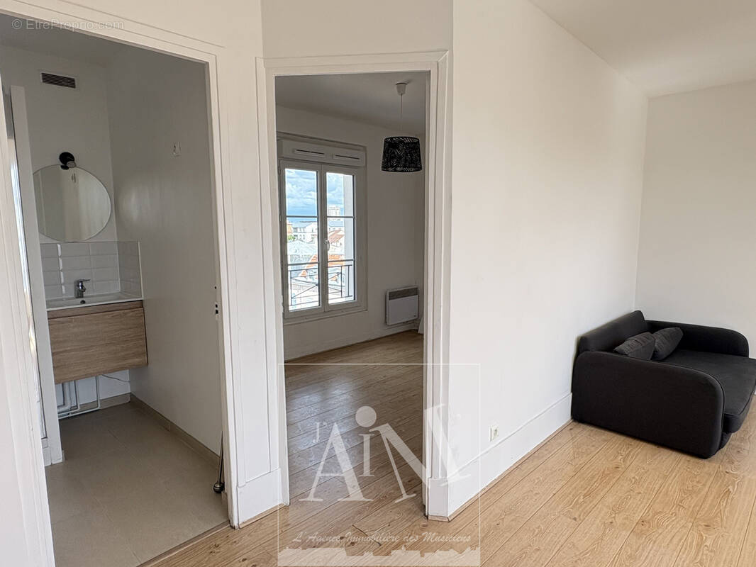 Appartement à NANTERRE