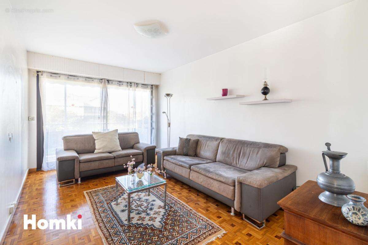 Appartement à MARSEILLE-9E