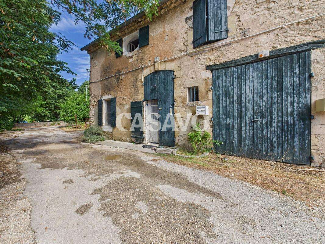 Maison à LA FARE-LES-OLIVIERS