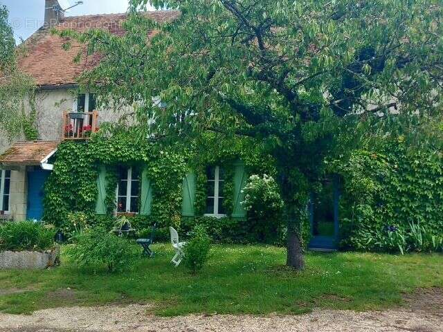 Maison à COSNE-COURS-SUR-LOIRE