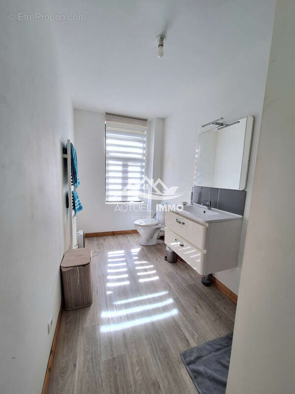 Maison rénovée près du centre de Béthune - photo 8