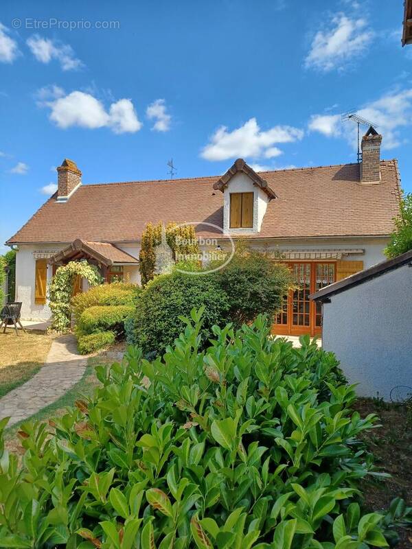 n°1 - Maison à CRONAT