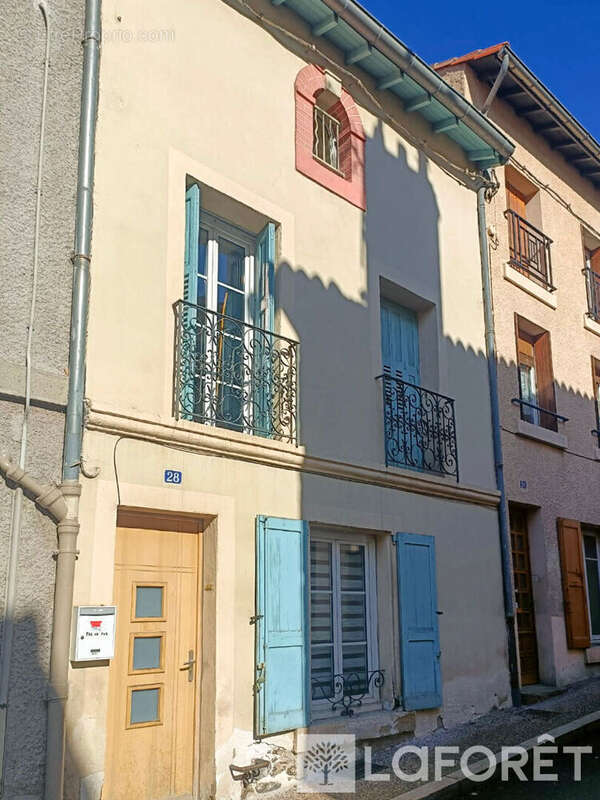 Maison à AIGUILHE