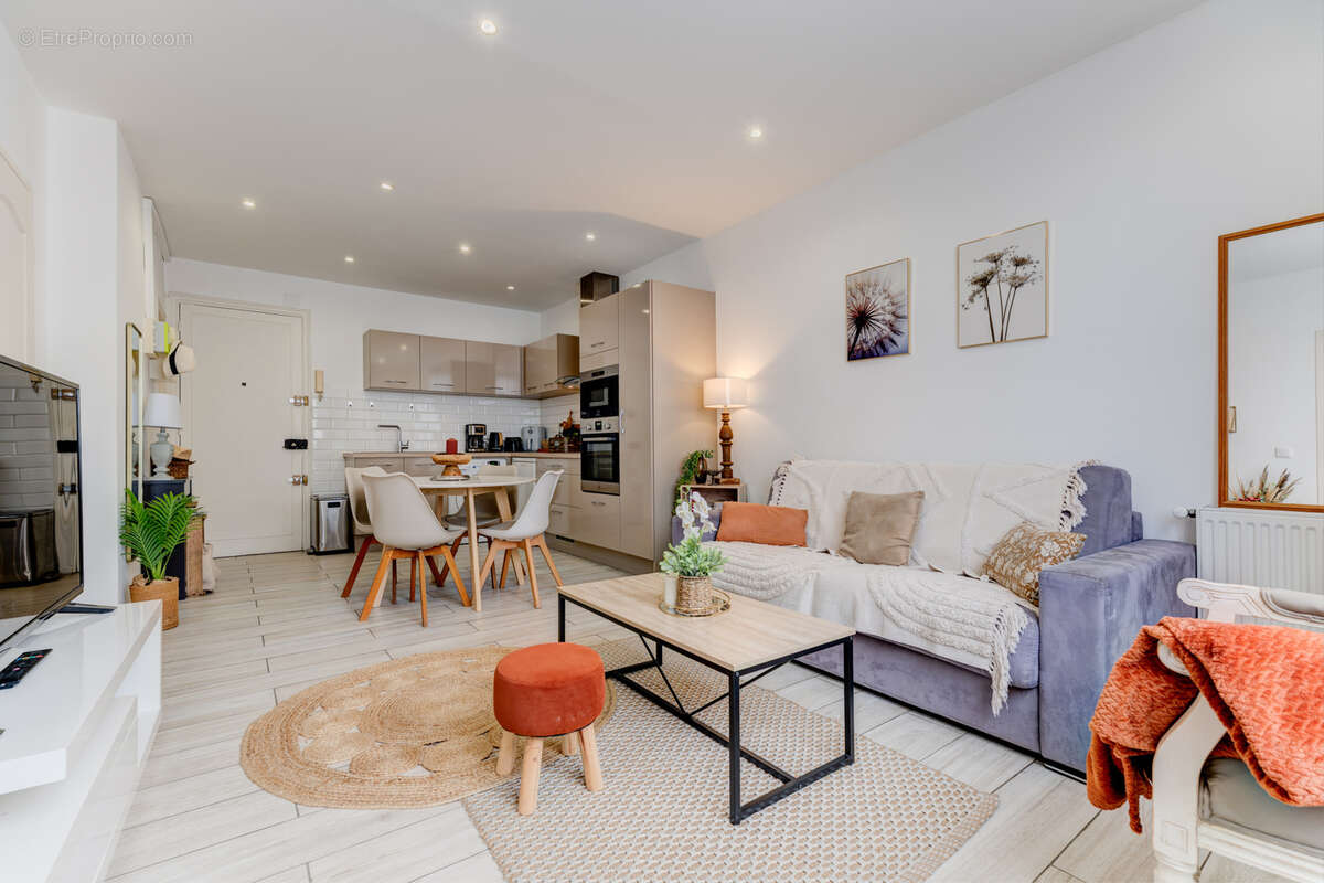 Appartement à NICE