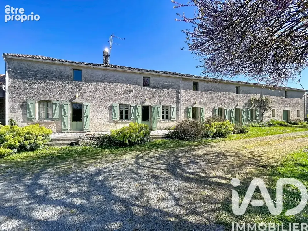 Photo 1 - Maison à SAINT-POMPAIN
