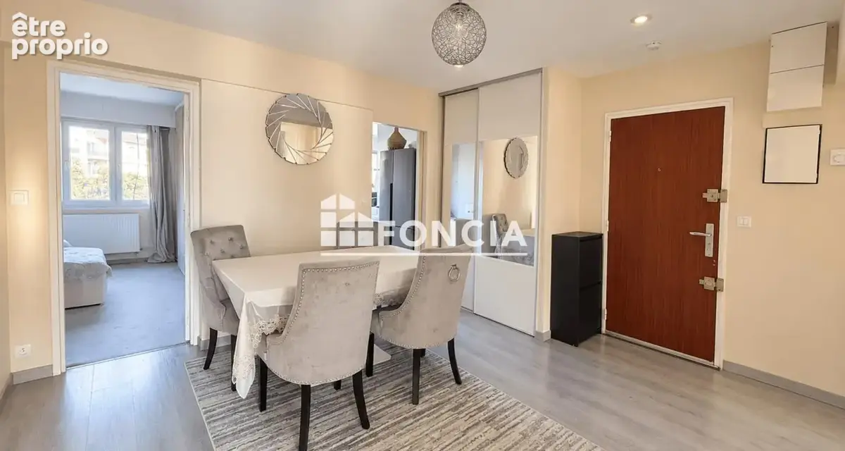 Appartement à FLEURY-LES-AUBRAIS