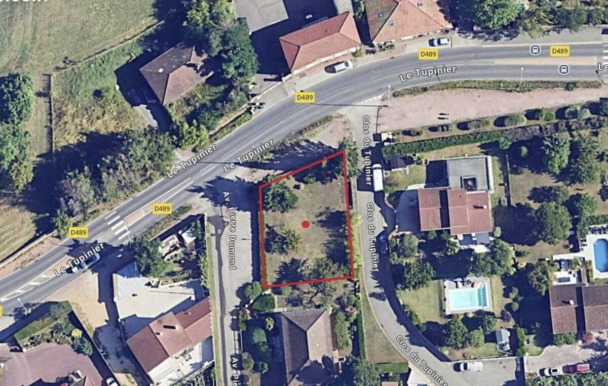 Terrain à GREZIEU-LA-VARENNE