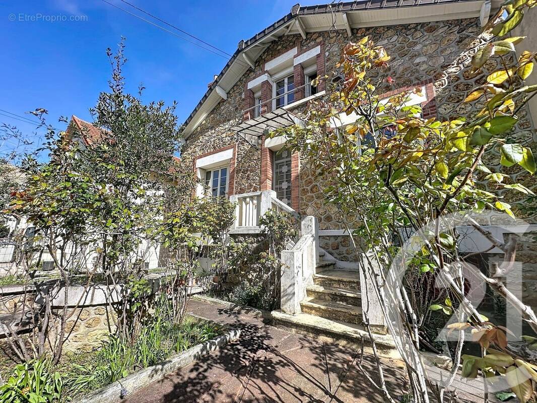 Photo 1 - Maison à CHOISY-LE-ROI