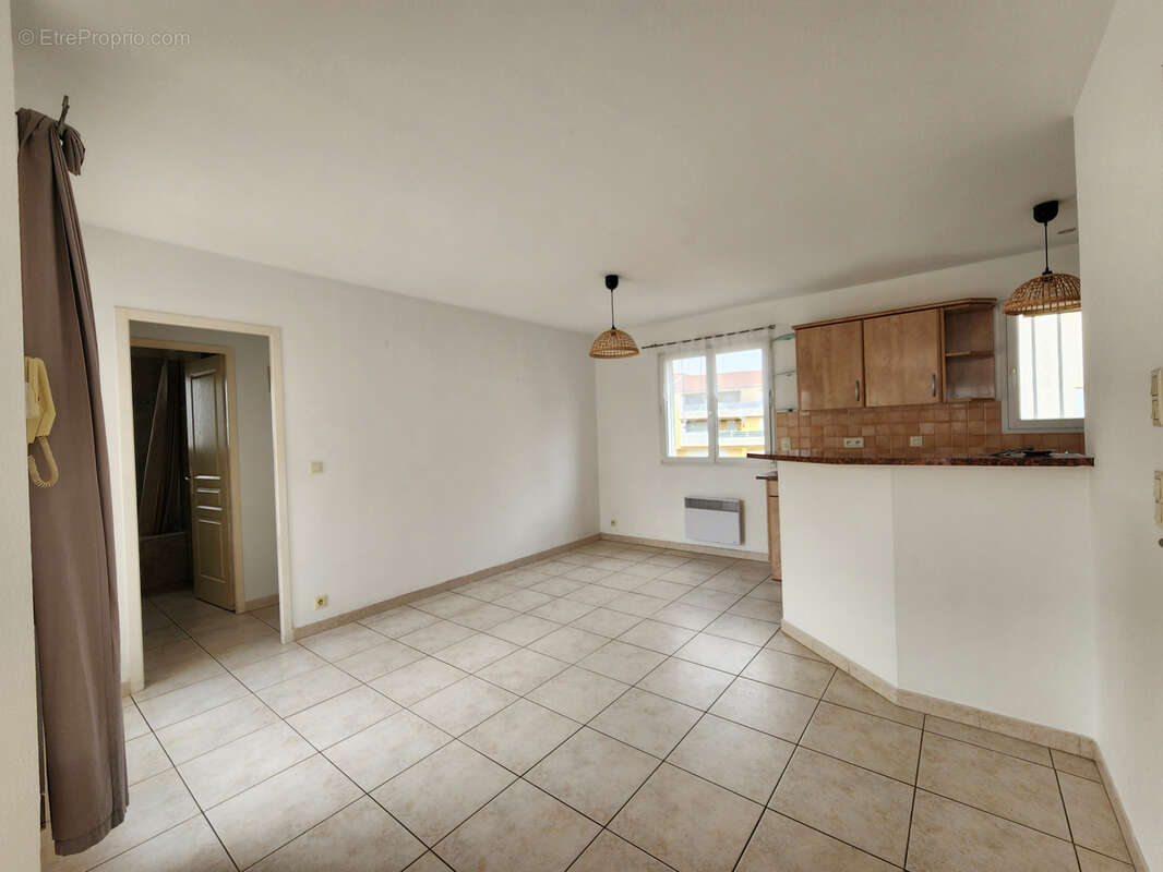 Perpignan sud: appartement t2 avec parking et terrasse - photo 9