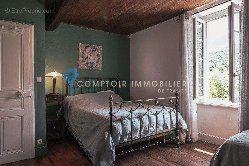 Dpt Haute Garonne 31- A vendre Boutx 31440- Maison T5 rénovée de 139 m2 sur terrain plat de 623 m2 - photo 7