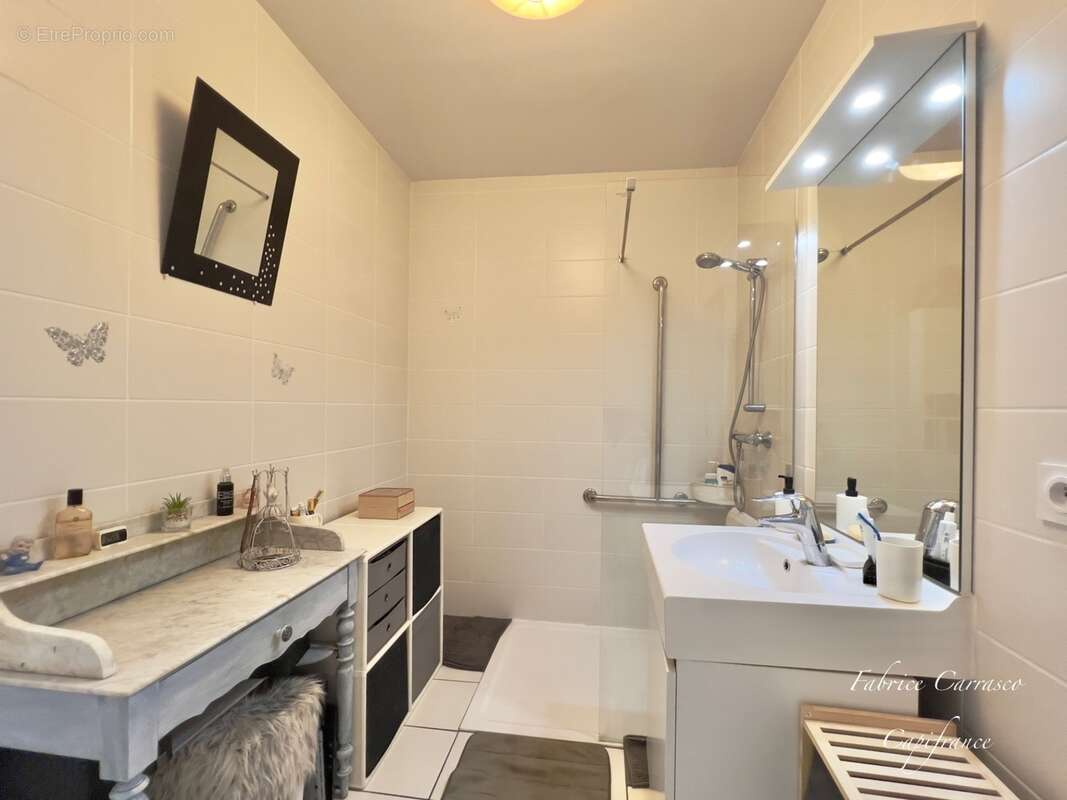 Appartement à vendre 3 pièces (63) T3 de 67,60 m² à Aulnat résidence récente et sécurisée - photo 26