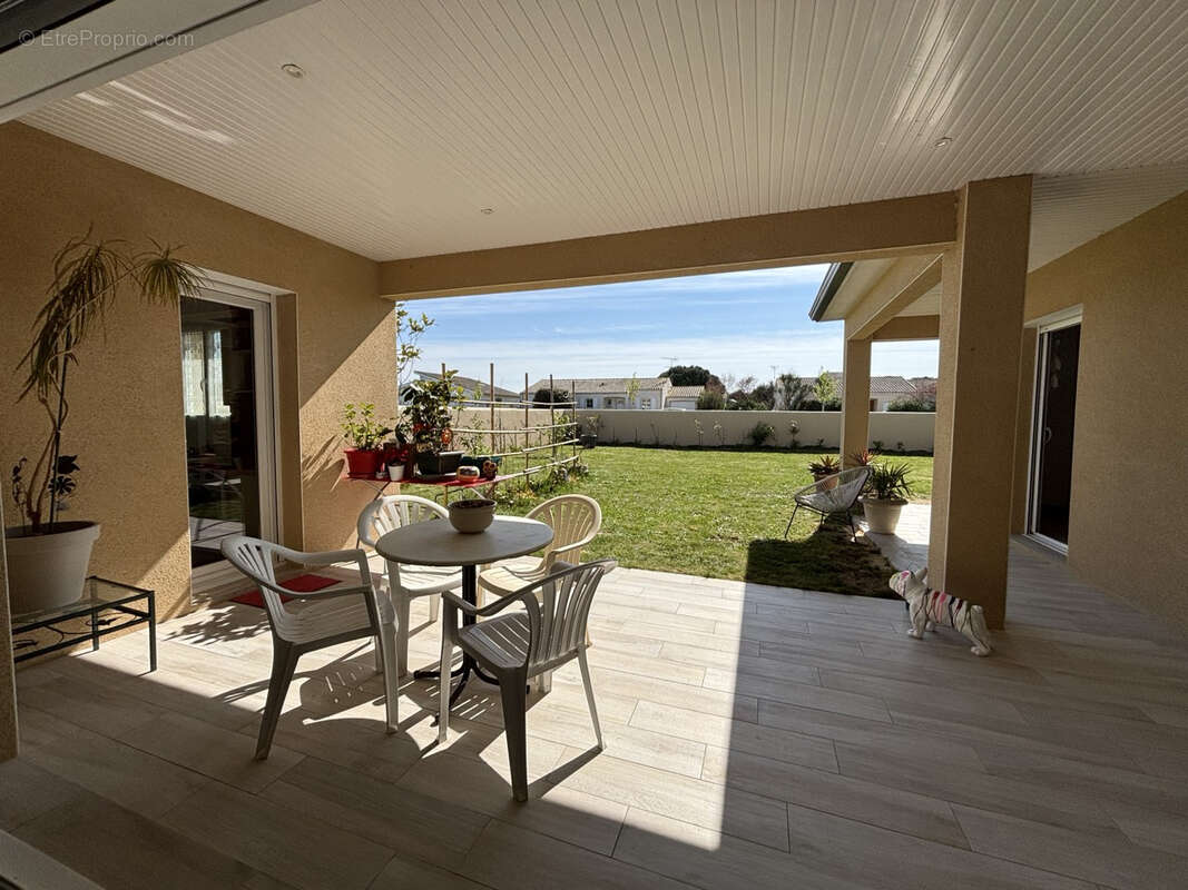 Maison à PORT-DES-BARQUES