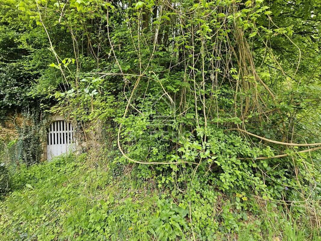 Maison à FONTAINE-LES-COTEAUX