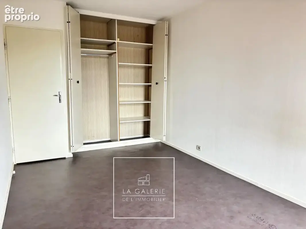 A vendre - t2 pont des demoiselles avec parking - photo 7