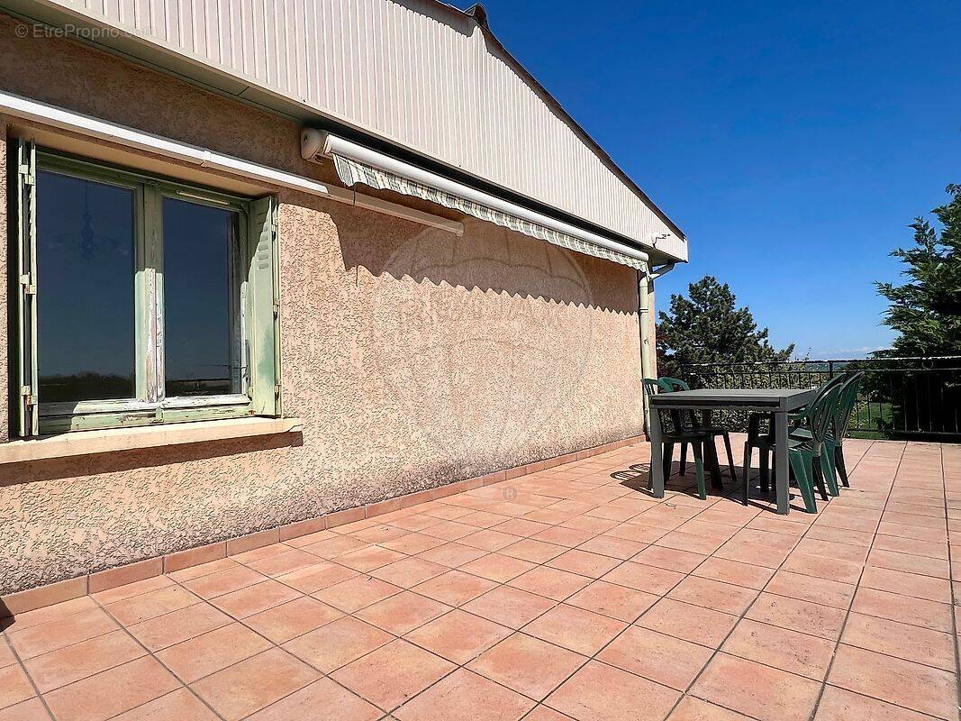 Maison à ARNAS