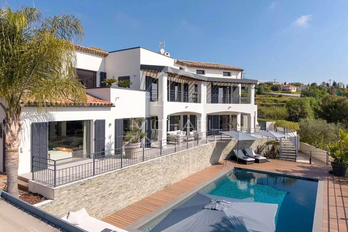 Maison à CAGNES-SUR-MER