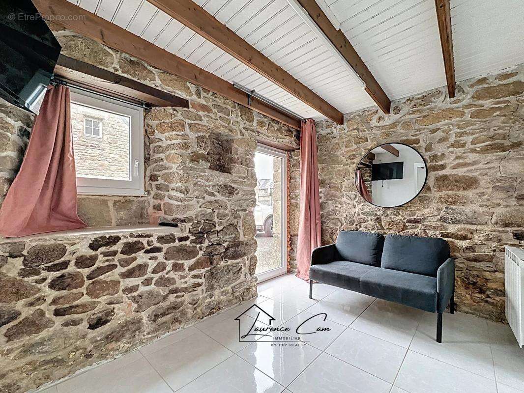 Maison à PLOUGUERNEAU