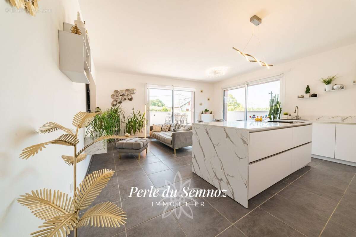 Appartement 87 m² à Seynod  - photo 5
