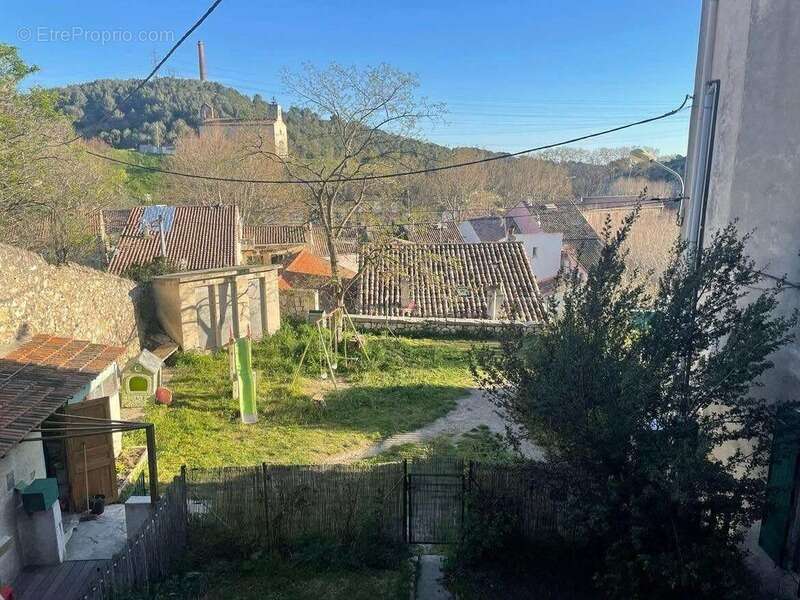 Appartement à SEPTEMES-LES-VALLONS