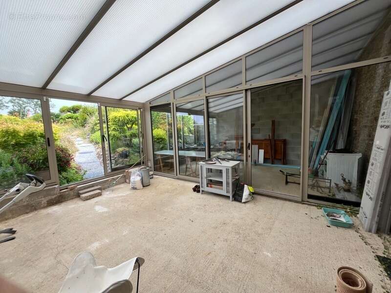 À seulement 5 km de Barneville-Carteret, charmante maison en pierre avec jardin arboré - photo 13