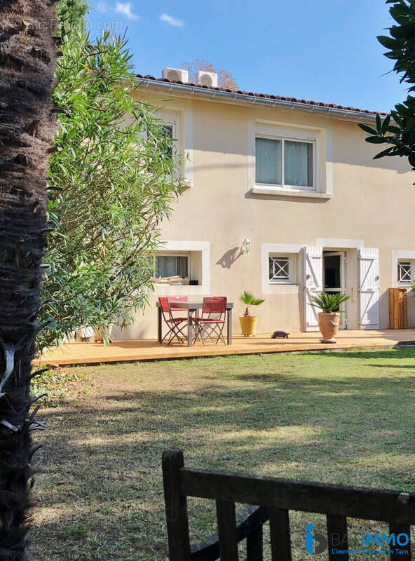 Maison à LABRUGUIERE