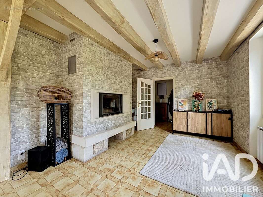 Maison 136 m² à Fouquebrune  - photo 8