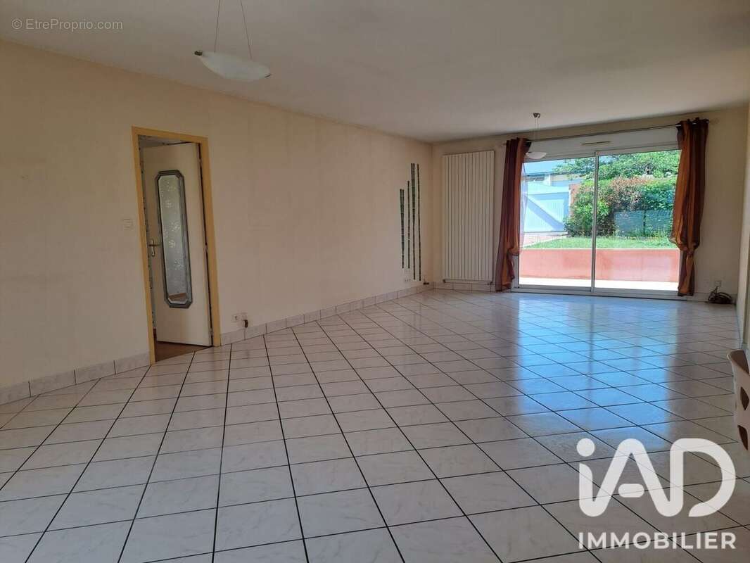 Maison 122 m² à La Chapelle-Sur-Erdre  - photo 5