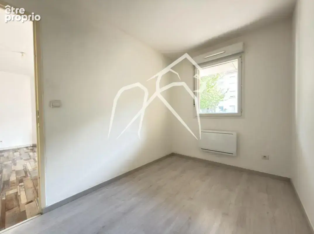 Appartement  3 Pièces  54 m²  Fécamp  Balcon & Parking - photo 3