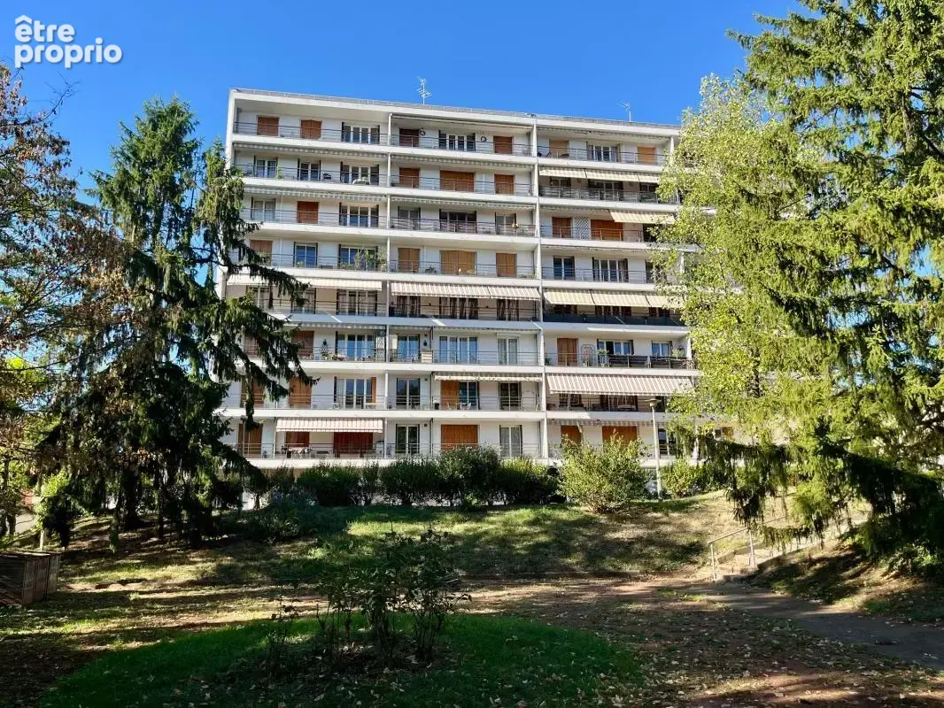 Appartement à CALUIRE-ET-CUIRE
