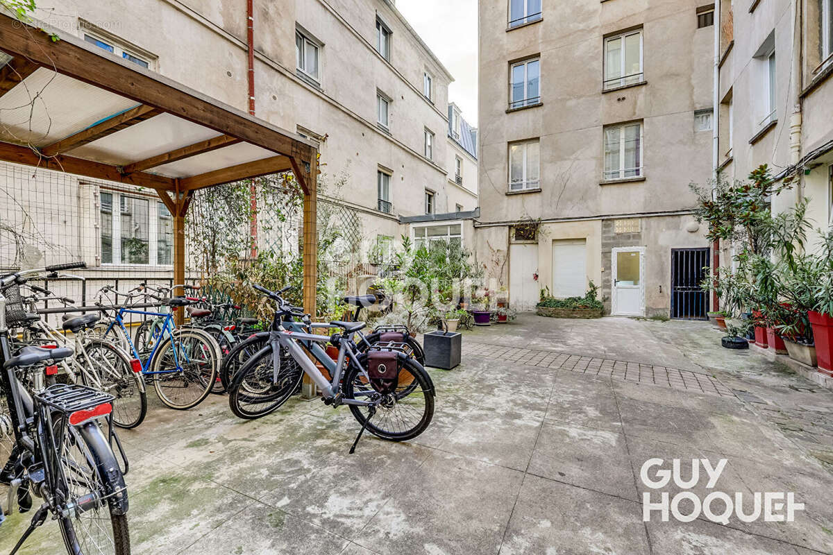 Appartement à PARIS-10E