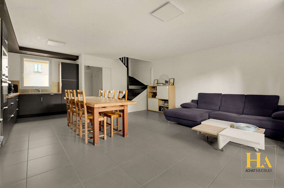 Maison Aussonne T4, 81 m2, entièrement rénovée, garage, jardin et climatisation - photo 7