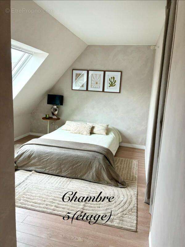 Maison à VERNEUIL-SUR-SEINE