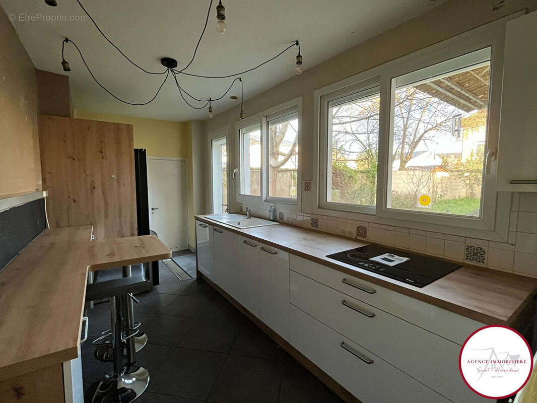 Maison à SAINT-AMAND-MONTROND