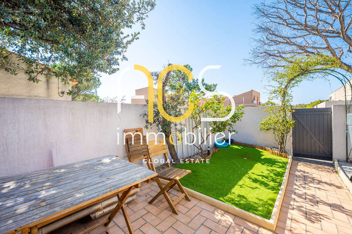 Maison à SAUSSET-LES-PINS