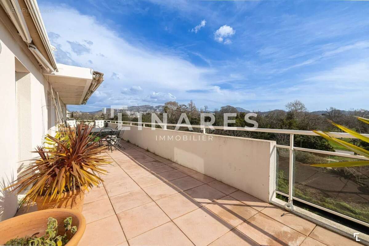 Appartement à MARSEILLE-8E