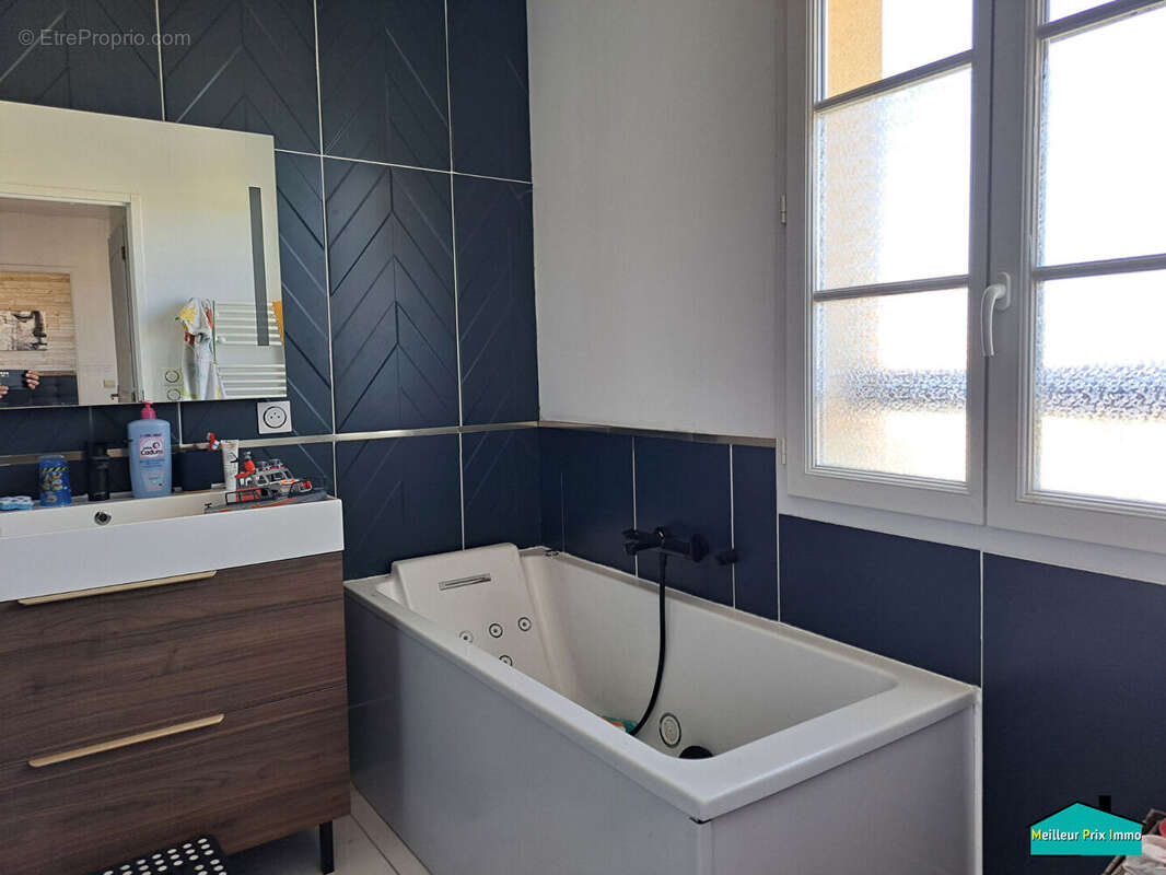 Saint etienne de mer morte 125 m² terrain clos 846 m² - photo 13