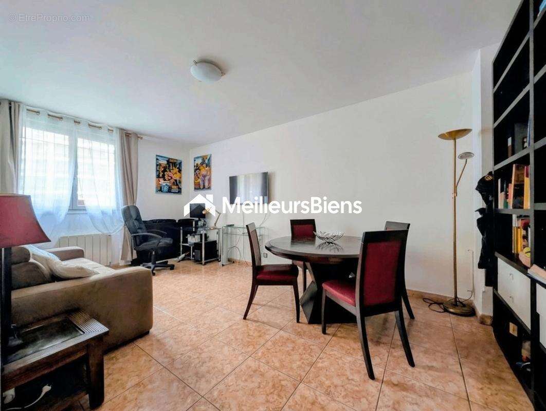 Appartement à JOINVILLE-LE-PONT