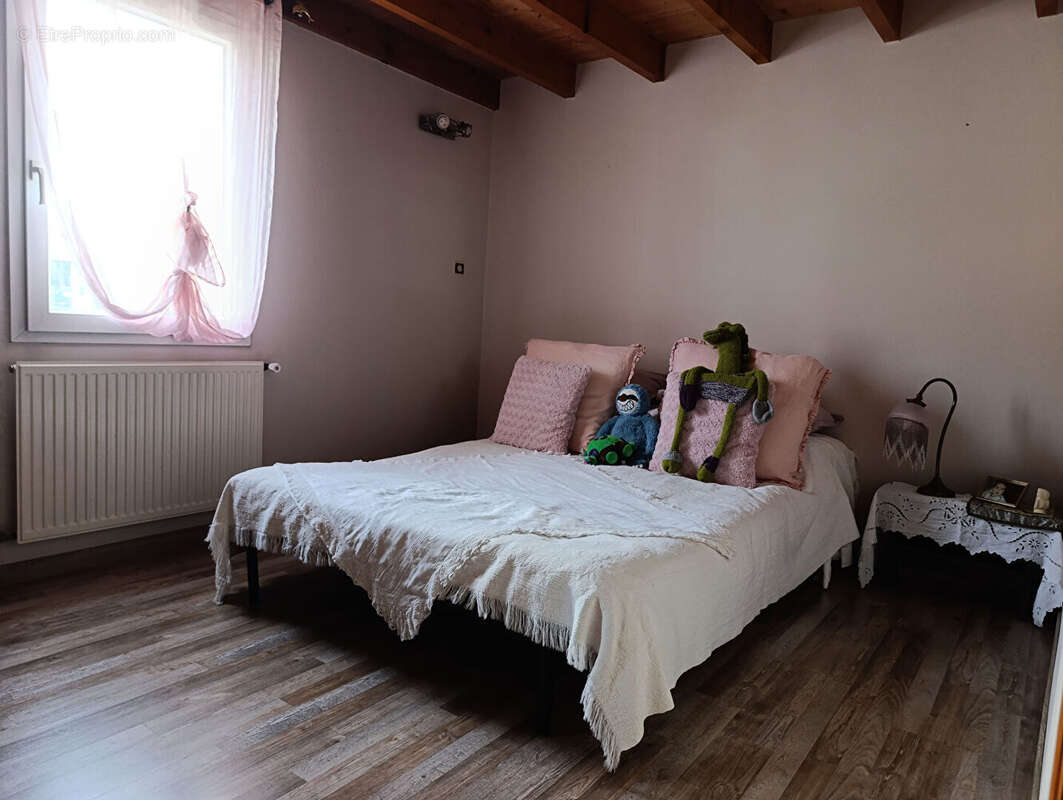 Maison à SAINT-SEBASTIEN-SUR-LOIRE