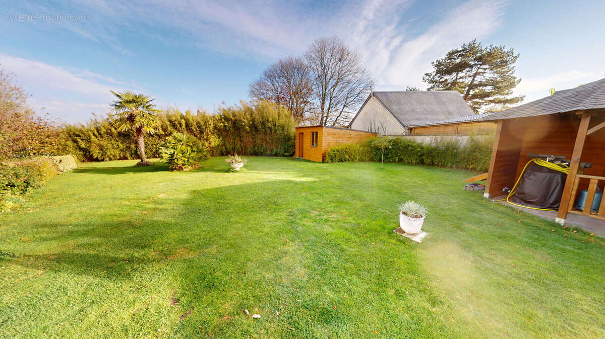 Maison à TILLY-SUR-SEULLES