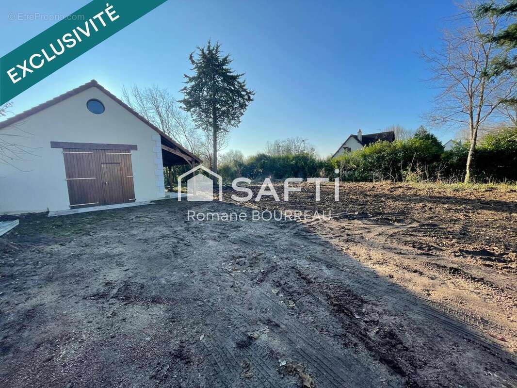 Photo 2 - Terrain à BALLAN-MIRE