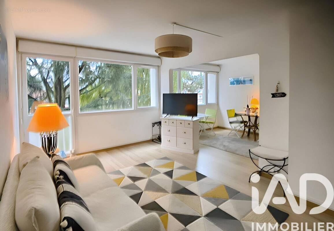 Photo 1 - Appartement à LAMBERSART