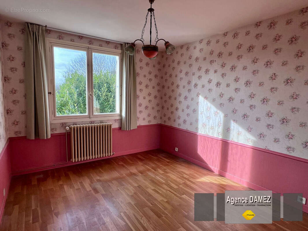 Maison à DOURDAN