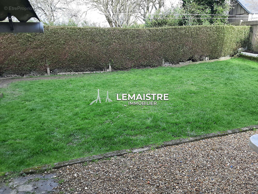 Maison à SAINT-ROMAIN-DE-COLBOSC