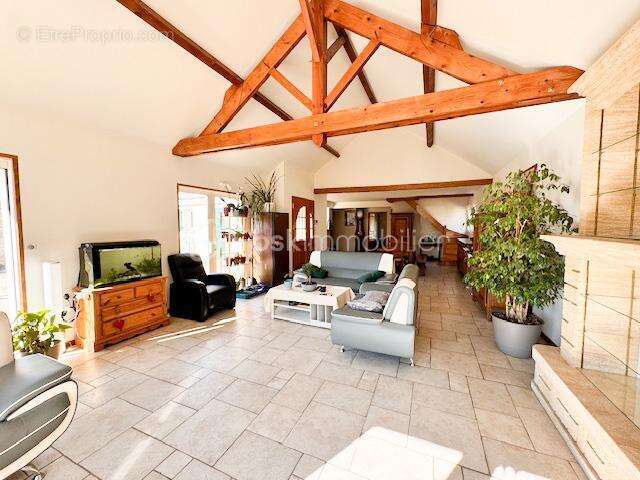 Maison à TOURNAN-EN-BRIE