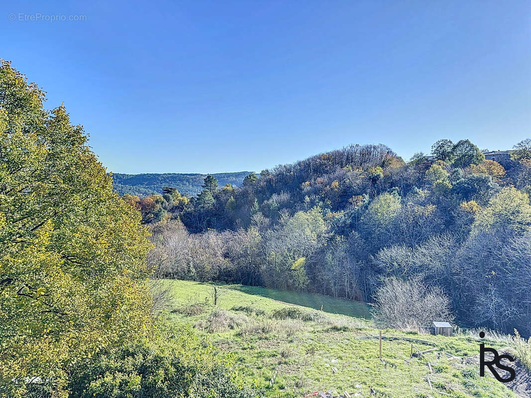 Appartement à CHAZEAUX