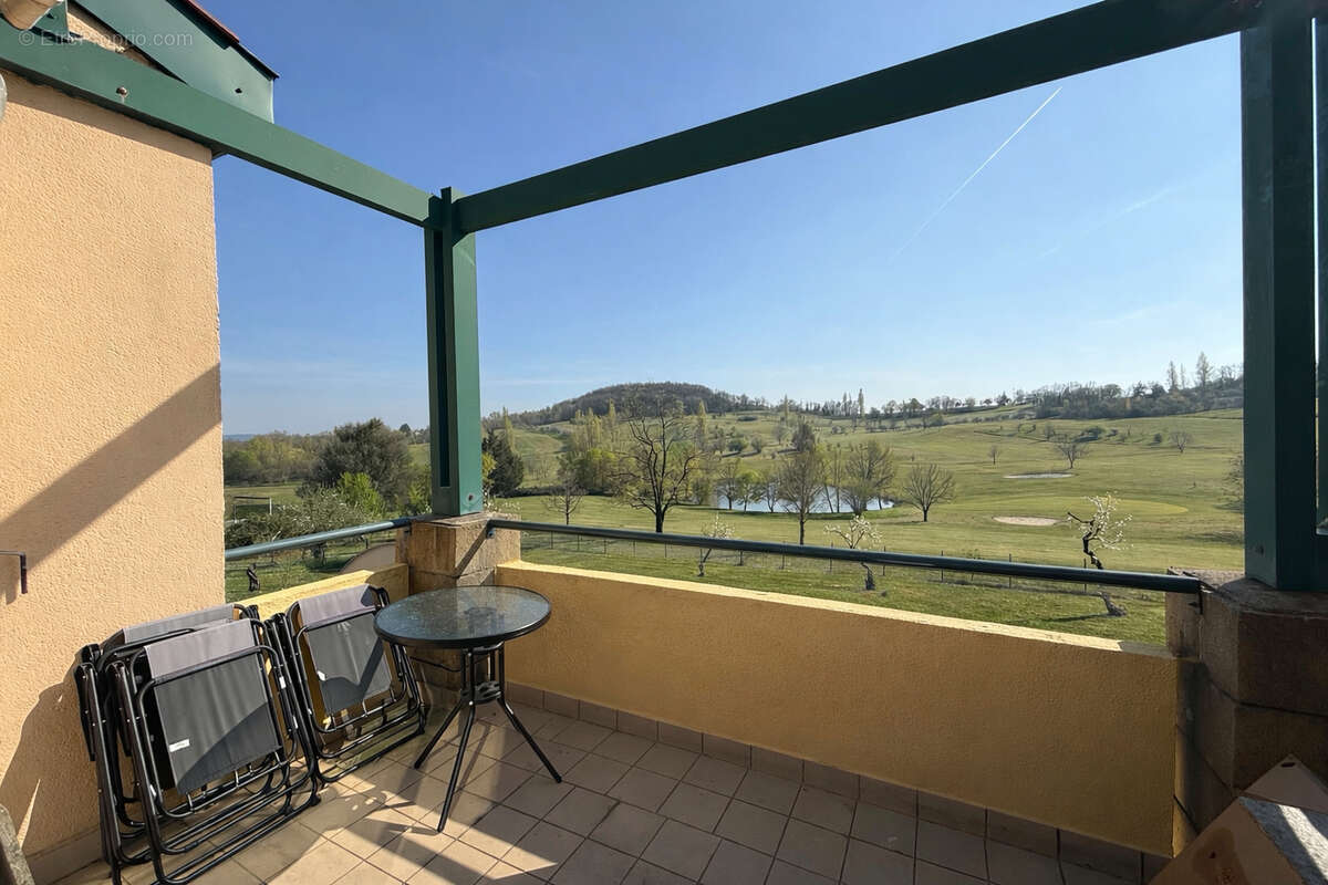Appartement à CASTELNAUD-DE-GRATECAMBE