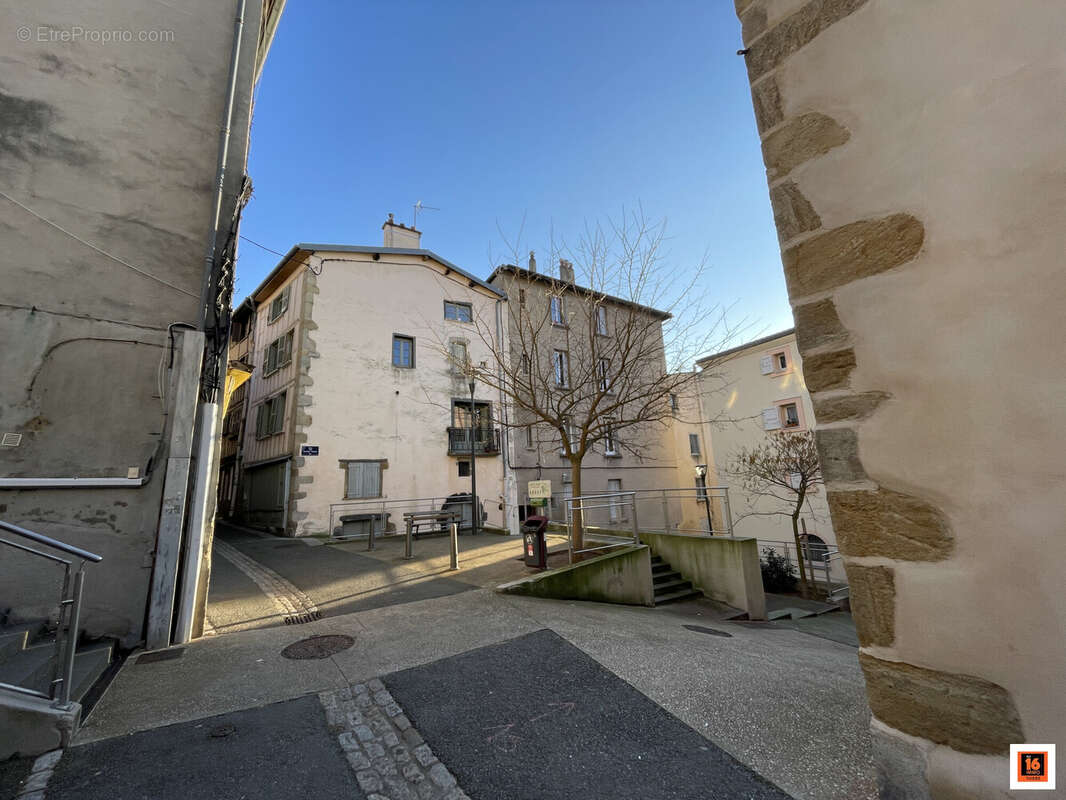 Maison à THIERS