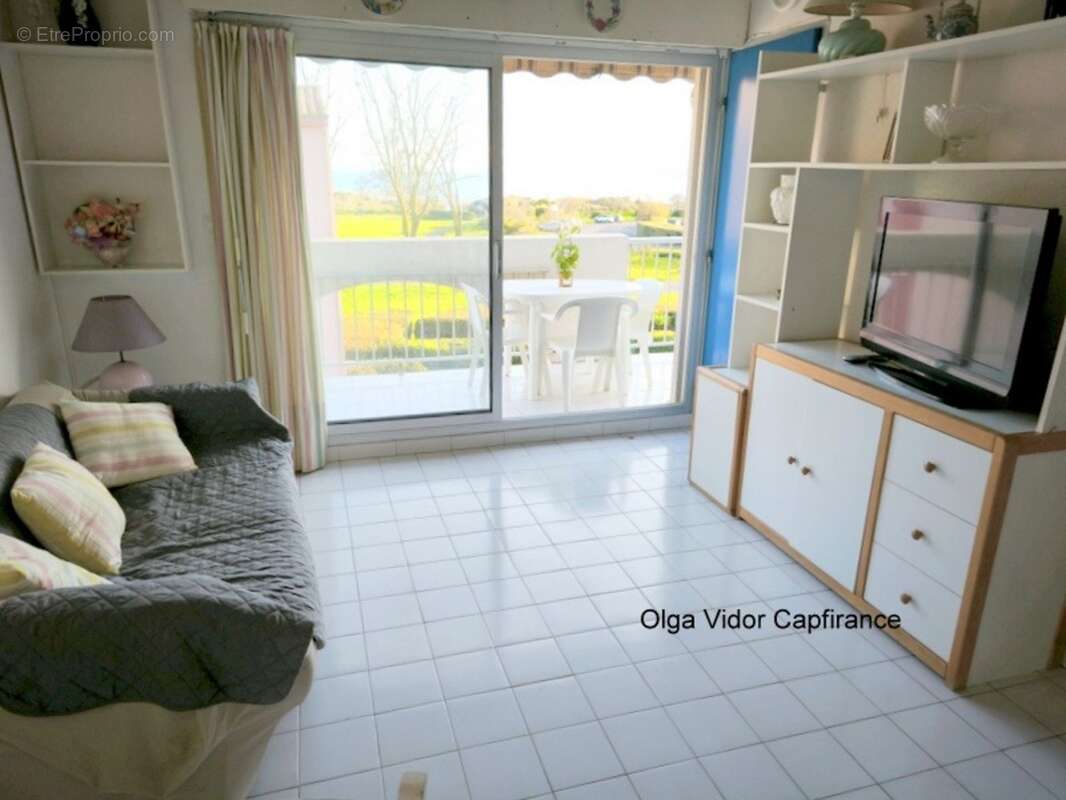 Dpt Hérault (34), à vendre LE CAP D'AGDE appartement T3  surface totale au sol de 45,01 m² avec parking privatif - photo 3