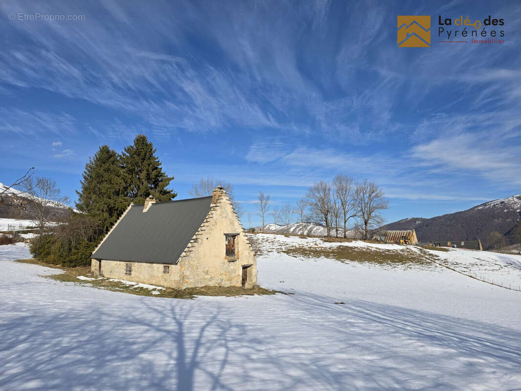 Maison à CAMPAN