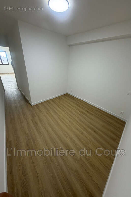 Appartement 42 m² à Martigues  - photo 6
